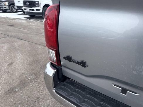 Used 2023 Toyota Tacoma SR5 image 5