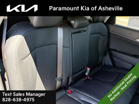 New 2026 Kia Sportage EX image 23