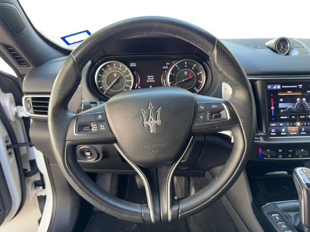 Used 2021 Maserati Levante S AWD/4WD image 12