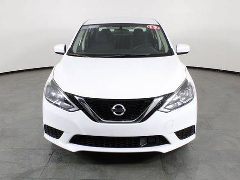 Certified 2019 Nissan Sentra SV FWD image 13