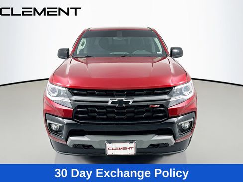 Used 2021 Chevrolet Colorado Z71 AWD/4WD image 3
