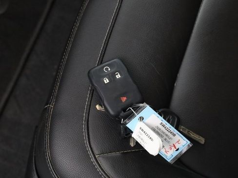 Used 2020 Chevrolet Colorado ZR2 image 28