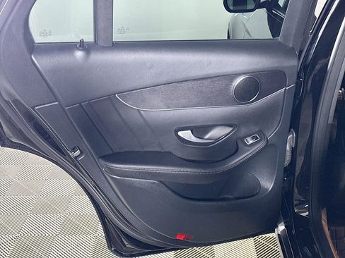 Used 2022 Mercedes-Benz GLC 300 4MATIC image 19