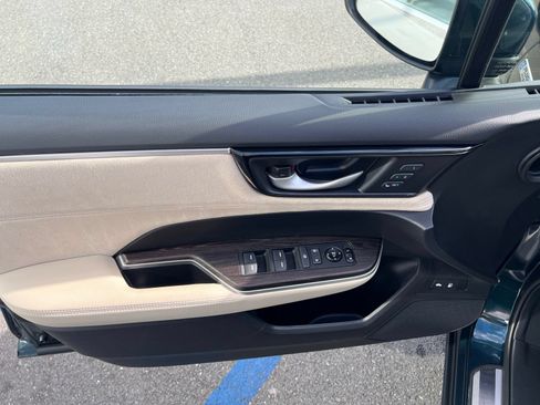 Used 2018 Honda Clarity Touring image 17