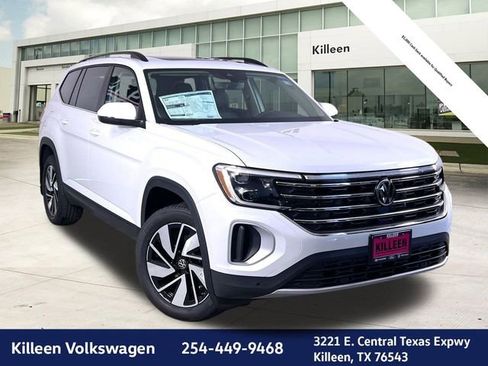 New 2026 Volkswagen Atlas SE image 1