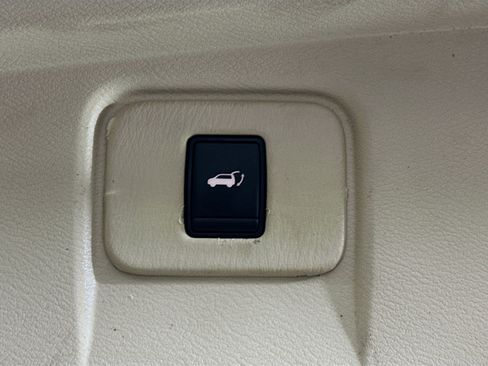 Used 2015 Nissan Murano Platinum w/ Cargo Package FWD image 28