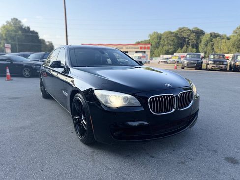 Used 2014 BMW 750Li RWD image 3
