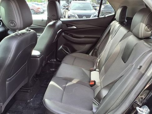 Used 2022 Buick Encore GX Preferred FWD image 17