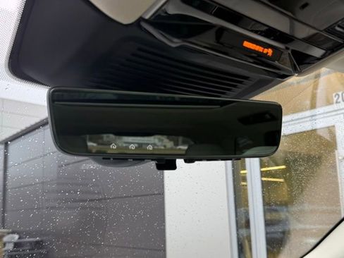 Certified 2023 Land Rover Range Rover SE image 26