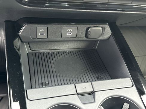 New 2026 Toyota Prius Plug-In Hybrid image 27