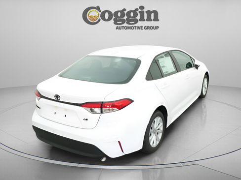New 2026 Toyota Corolla LE image 16