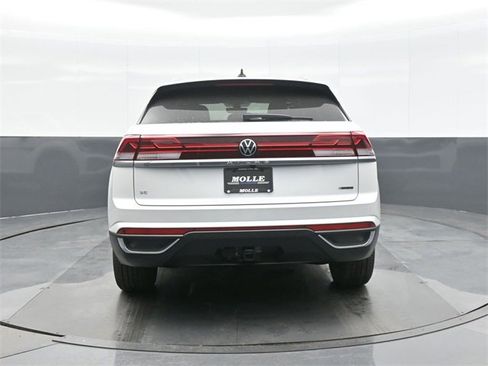 New 2026 Volkswagen Atlas Cross Sport SE image 6