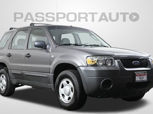 Used 2006 Ford Escape XLS image 3
