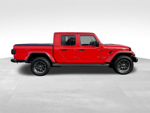Used 2021 Jeep Gladiator Overland image 8