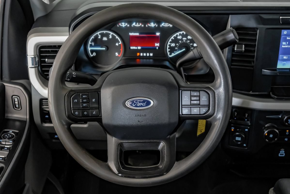 Used 2023 Ford F350 XLT AWD/4WD image 16