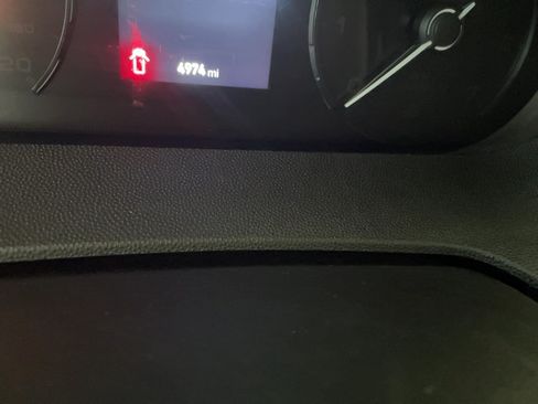 Used 2026 RAM ProMaster 2500 w/ Convenience Group FWD image 16