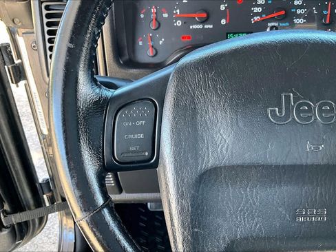 Used 2003 Jeep Wrangler X AWD/4WD image 23