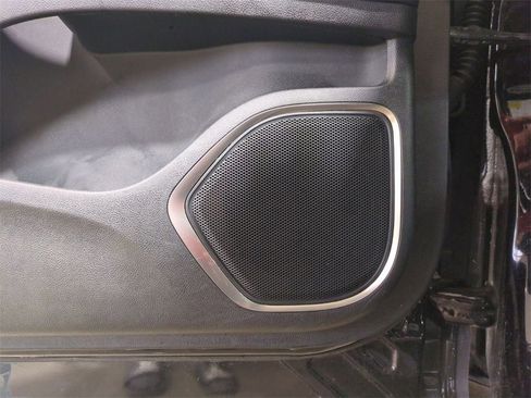 Certified 2023 Lincoln Nautilus AWD w/ Premium Package image 16