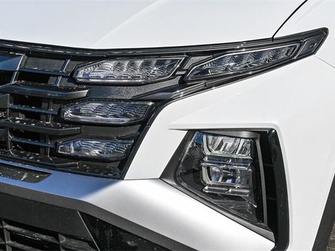 New 2026 Hyundai Tucson Blue SE image 13