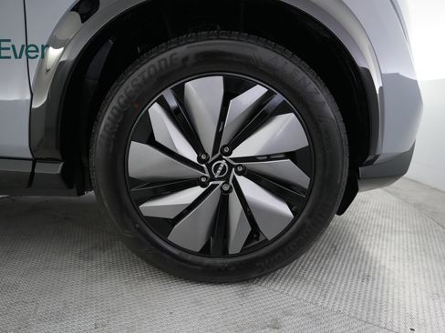 Used 2024 Nissan Ariya AWD image 20