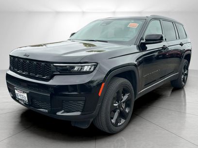 Used 2023 Jeep Grand Cherokee L Laredo