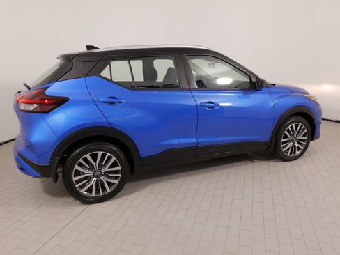 Used 2023 Nissan Kicks SV FWD image 10