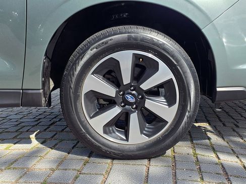 Used 2017 Subaru Forester 2.5i w/ Alloy Wheel Package image 8