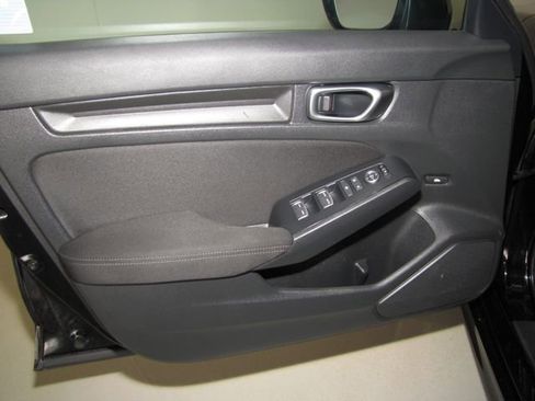 Certified 2026 Honda Civic Sport image 9