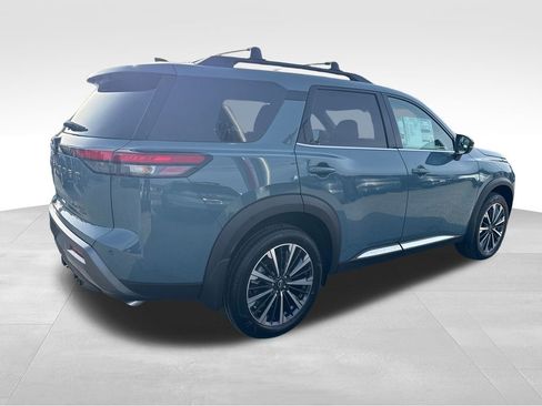 New 2026 Nissan Pathfinder Platinum image 6