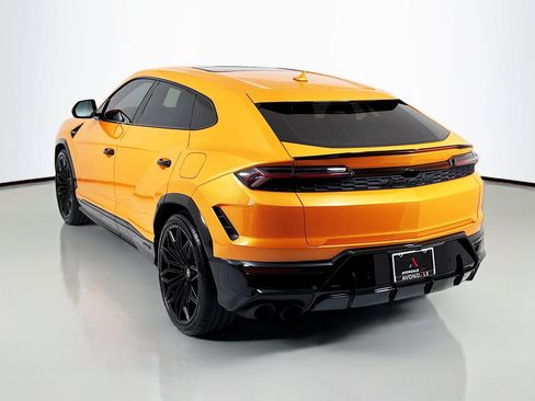 Used 2025 Lamborghini Urus SE AWD/4WD image 5