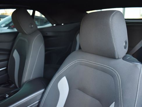 Used 2020 Chevrolet Camaro LT image 20