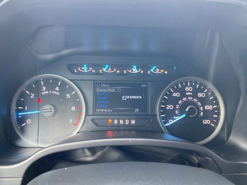 Used 2019 Ford F150 XLT w/ Equipment Group 302A Luxury AWD/4WD image 7