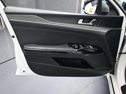 Used 2025 Kia K5 EX FWD image 13