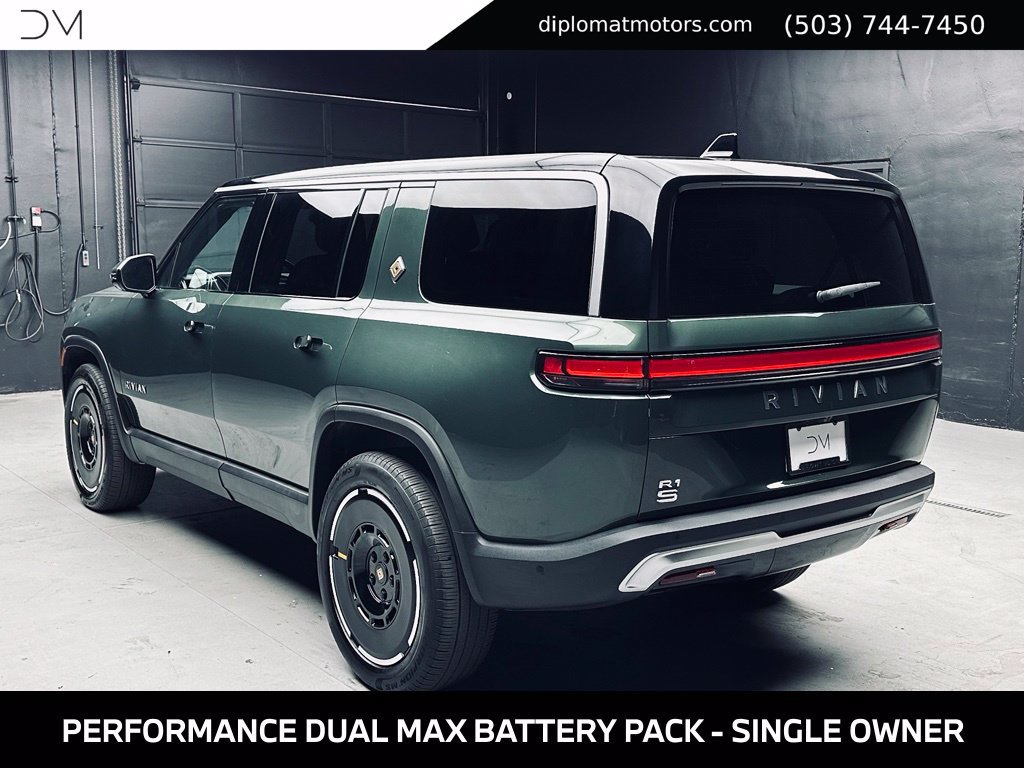 Used 2025 Rivian R1S Adventure Dual AWD/4WD image 4