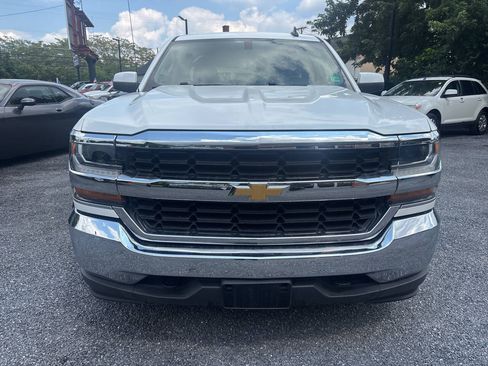 Used 2019 Chevrolet Silverado 1500 LT AWD/4WD image 2