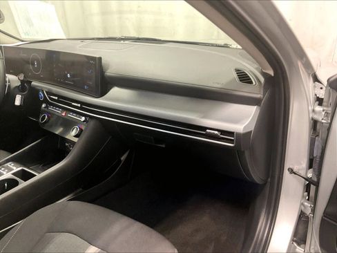 Certified 2024 Hyundai Sonata SEL w/ Convenience Package image 13