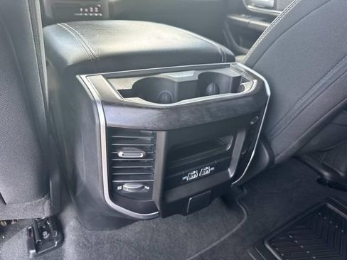 Used 2023 RAM 1500 Big Horn AWD/4WD image 17
