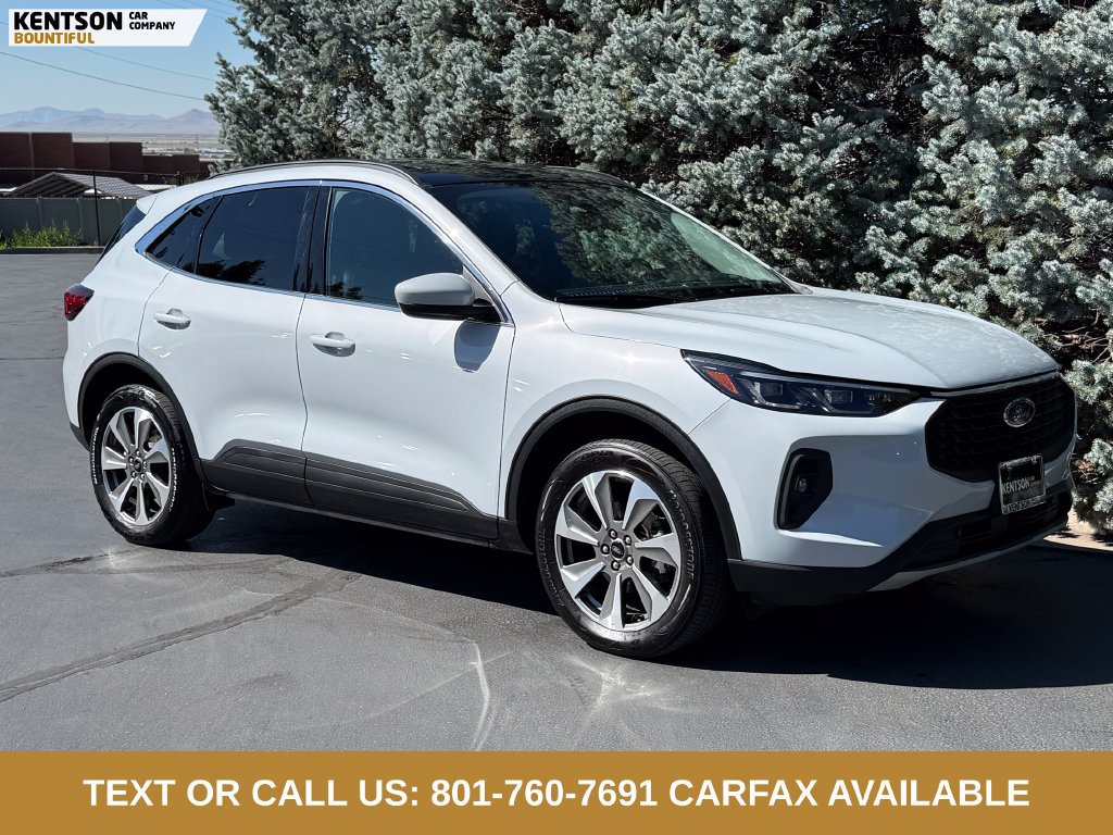Used 2025 Ford Escape Platinum AWD/4WD image 10