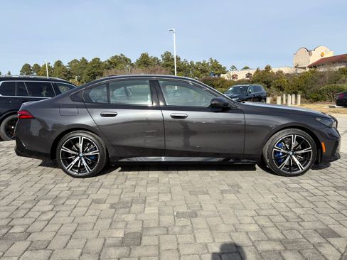 New 2026 BMW 530i w/ M Sport Package RWD image 8
