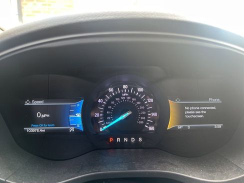 Used 2018 Ford Fusion SE w/ Fusion SE Technology Package image 6