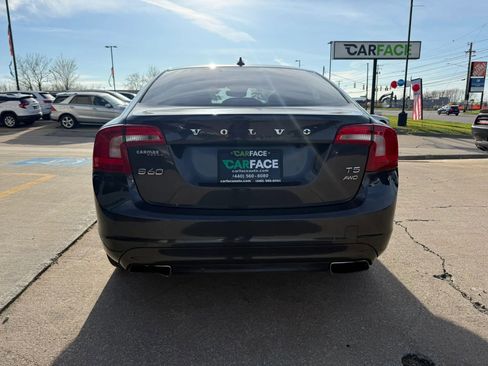 Used 2016 Volvo S60 T5 Premier image 11