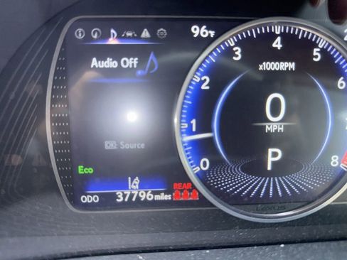 Certified 2022 Lexus ES 350 w/ Premium Package FWD image 13