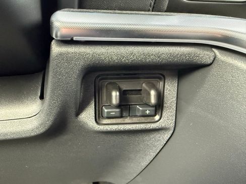 New 2026 Ford Expedition Tremor image 38