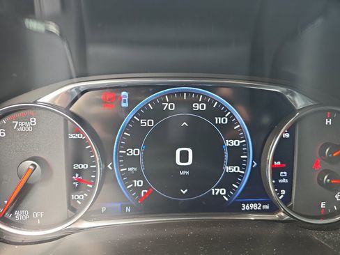 Used 2021 Chevrolet Blazer RS w/ Enhanced Convenience Package image 3