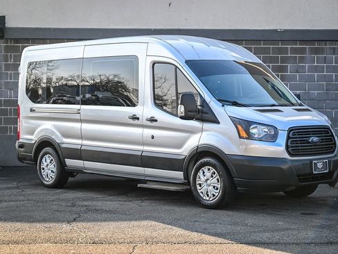 Used 2017 Ford Transit 350 XL image 2