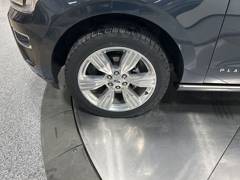 Certified 2023 Ford Expedition Platinum image 37