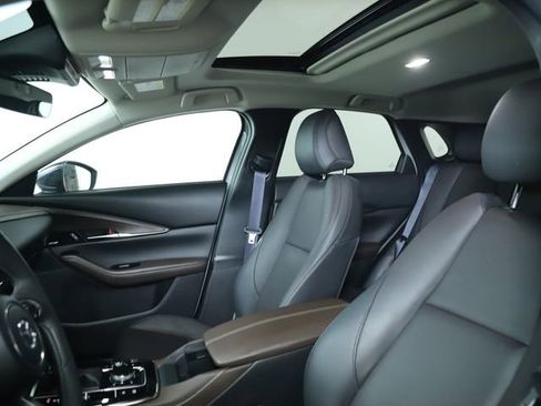 Certified 2025 MAZDA CX-30 2.5 Turbo w/ Premium Package image 30