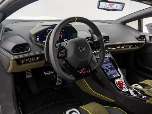 Used 2024 Lamborghini Huracan Sterrato AWD/4WD image 35
