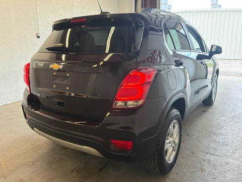 Used 2022 Chevrolet Trax LT w/ Driver Confidence Package AWD/4WD image 5