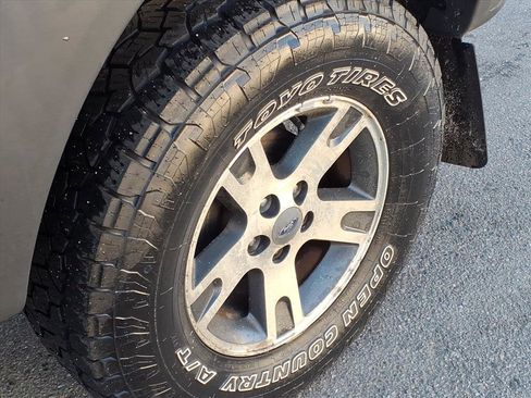 Used 2006 Ford Ranger FX4 image 11